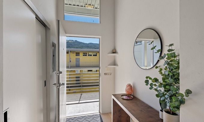Basalt Condo | Skyline Terrace | Rooftop Deck, 2 Desks, A/C!