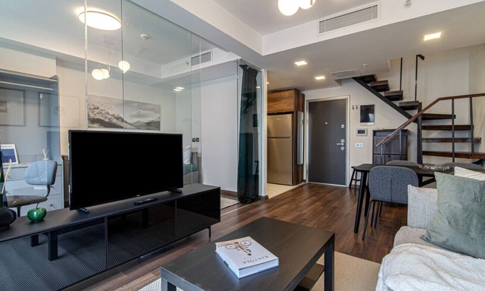 Bomonti Apartment | Sleek Residence Flat With Great Location in Sisli