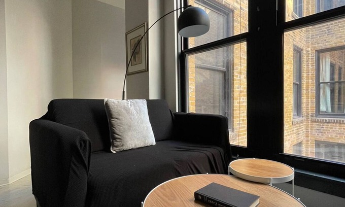Downtown Springfield Apartment | Sleepover: Amazing Studio - Downtown Springfield
