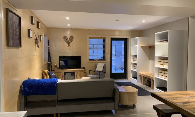 Okanagan-Similkameen Condo | Slope side at Apex Mountain Resort