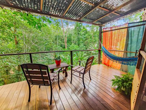 Chiguata Apartment | Sloth Romantic Treehouse with plunge pool
