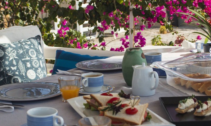 Santorini Villa | Slow-living in a spacious, lovely Villa & in walking distance from the beach