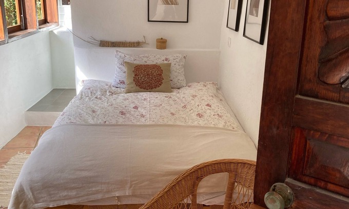 San Sebastian de la Gomera Apartment | Small, pretty apartment on a finca, just 4 km from San Sebastián