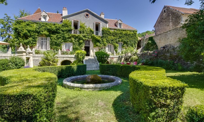 Hauteroche House | Small castle in the heart of Burgundy, swimming pool, panoramic view