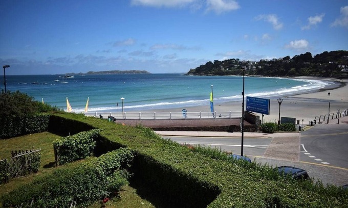 Perros-Guirec House | Small house SEA VIEW facing the beach Trestraou PERROS-GUIREC