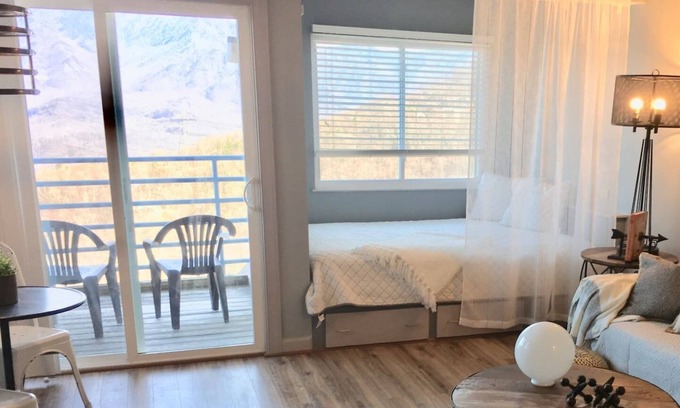 Chalet Village Condo | Smoky, Rustic and Relaxing Studio Condo - Views, Pools, Wifi