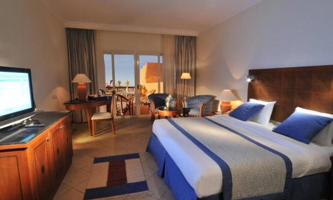 El Quseir Hotel | Snorkel & Dine | 4 Pool-view Rooms, Spa, Games, Dive Sites & Resort Restaurants