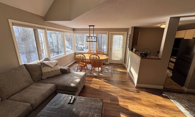 Central Vermont- Killington Condo | Snow Tire Manor at Fall Line: 2BR/2BA