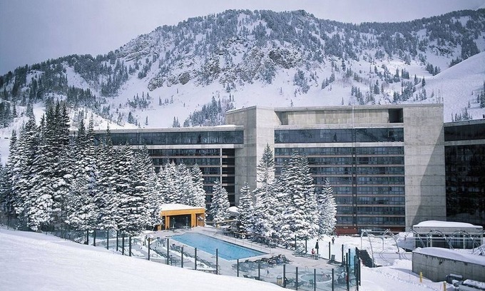Salt Lake Mountain Resorts Condo | Snowbird Cliff Club Ski In/Out 2 Bdrm Condo 2/14/26-2/21/26