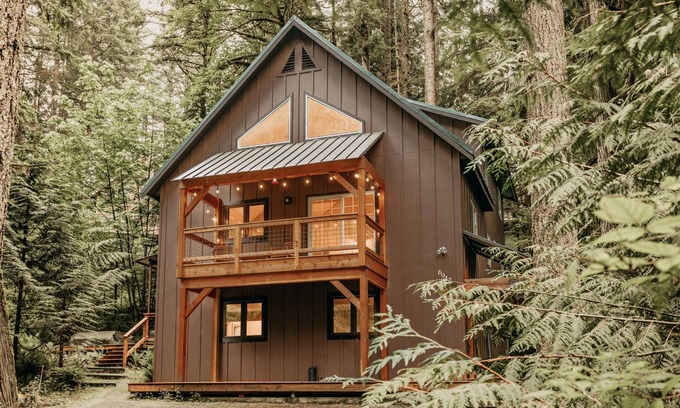 Glacier Cabin | Snowline Cabin #69 - Upscale - Hot Tub - WiFi
