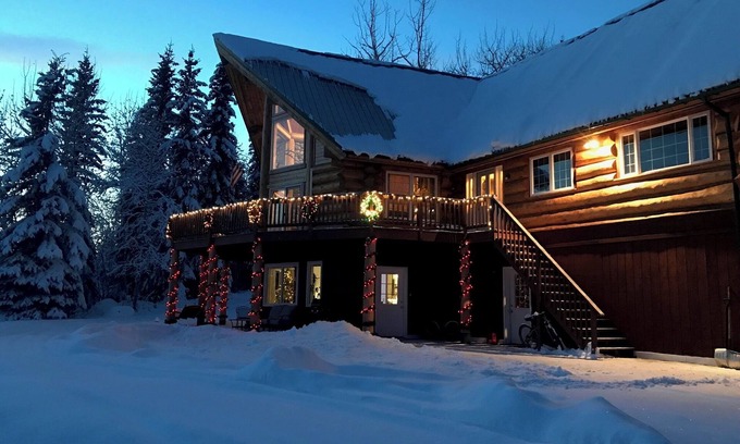 Fairbanks Apartment | Snowshoe Inn 2 Bed/1 Bath & SAUNA, captivating Alaska Range & Tanana Valley view