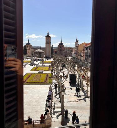 Alcala de Henares Apartment | Soñar en la Plaza Cervantes 1