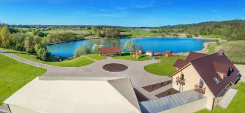 Kaunas County Apartment | Sodyba ant ežero kranto pas Radvilą