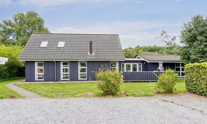 Vibæk Strand House | "Soeren" - 300m from the sea by Interhome