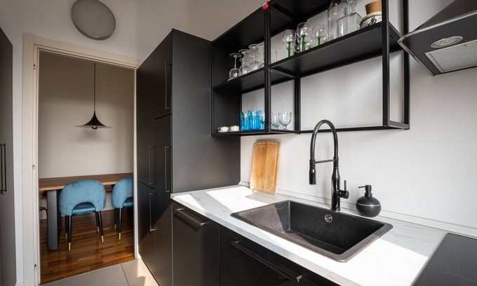 Giambellino Apartment | Solari Design Attic | Design District