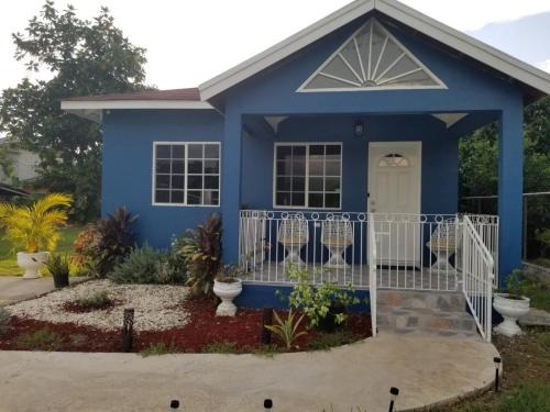 Savanna la Mar Villa | Something Blue