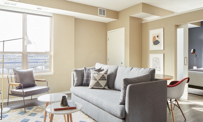 Warehouse District Apartment | Sonder at The Palmer | Extended Stay One-Bedroom Apartment w/ Balcony