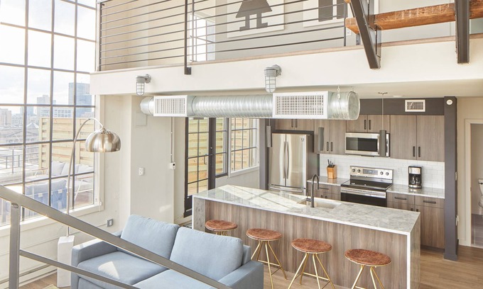 Logan Square Apartment | Sonder The Tidewater | Lofted Three-Bedroom Apartment w/ Rooftop