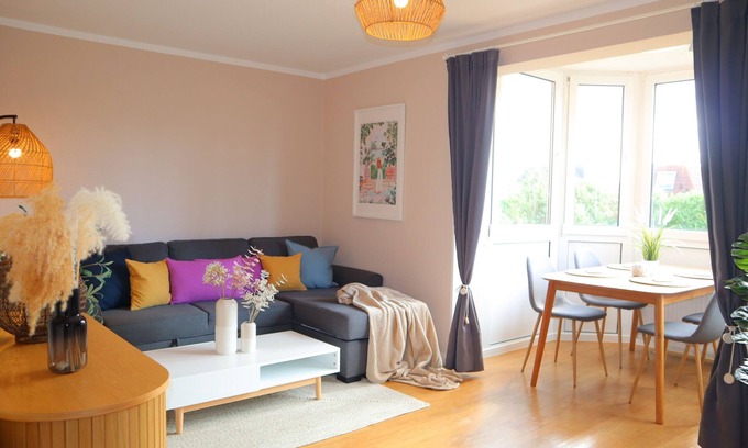 Cappel-Neufeld Apartment | "Sonnenwohnung" - vacation apartment by the sea with garden, sauna and dog welcome