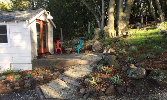 Petaluma Cottage | Sonoma Country Cottage, On 50 Acre Ranch - Big Views, A Magical Spot.
