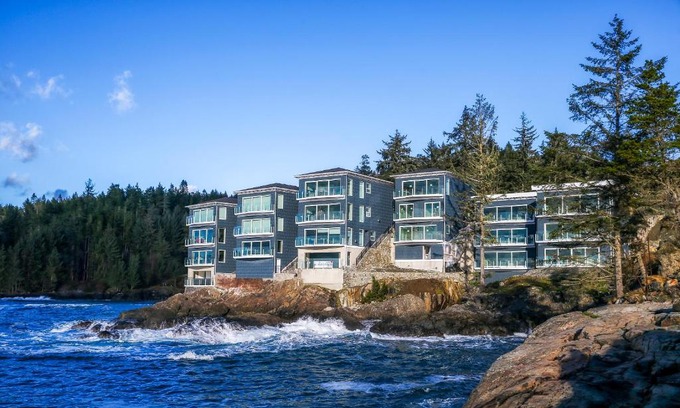 Sooke Resort | SookePoint Ocean Cottage Resort