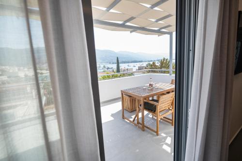 Poros Apartment | Sophie's Apartments 5 & 6