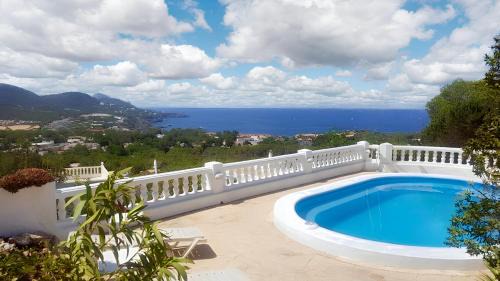 Sant Josep de sa Talaia Villa | Sophisticated Villa in Sant Josep de sa Talaia with Private Pool