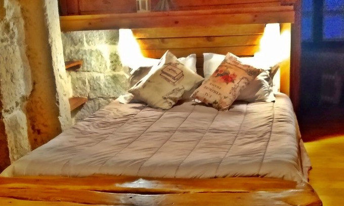 Castro Daire Cottage | South Africa | Jasmine Suite | Rural lodging in a mountain village.
