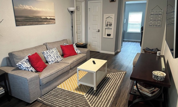 Austin House | South Austin Cottage with High-Speed Fiber Internet