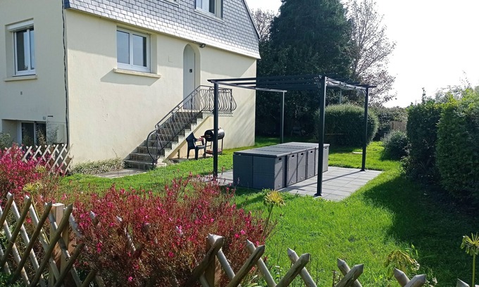 Ploneour-Lanvern House | South Finistère, large family home 10 minutes from the beaches