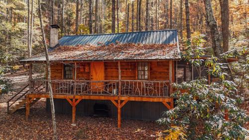 Saluda House | South Fork cabin at Cabin Fever in NC