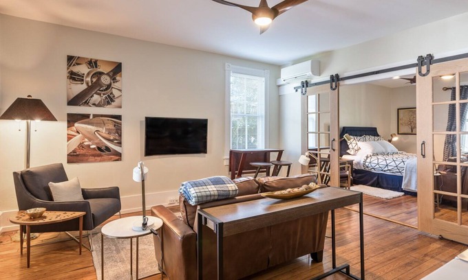 Belmont Apartment | Souther Lux Apt Downtown Cville | 30 nt min.