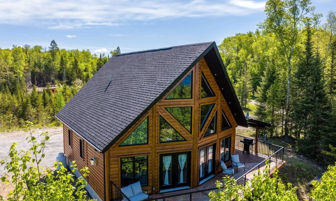 Nominingue Ski Chalet | Spa- Absolute comfort - Chalet l'escapade Cordelia