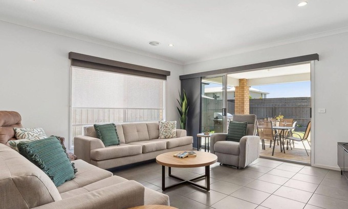 Ocean Grove House | Space, Style, and Serenity - Ocean Grove Beach House