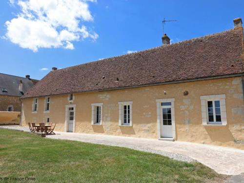 Pays de Mortagne-au-Perche House | Spacieuse longère 10 personnes avec jardin et spa en option - FR-1-497-138