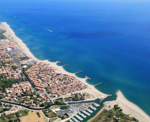 Saintes-Maries-de-la-Mer Apartment | Spacieux appartement tout confort proche plage et centre ville Wifi Animaux bienvenus Produits locaux à découvrir