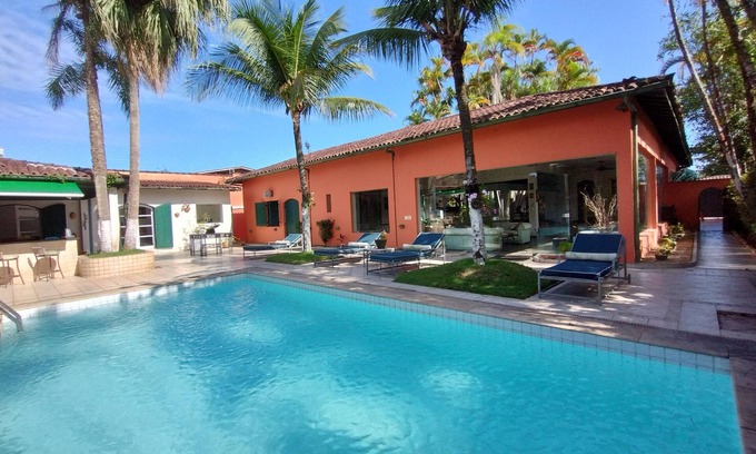 Jardim Mar e Ceu House | Spacious 5-bedroom house in charming Jardim Virginia Guarujá with WiFi, AC