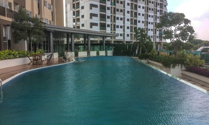Cikarang Apartment | Spacious 1 BR at The Oasis Cikarang Apartment