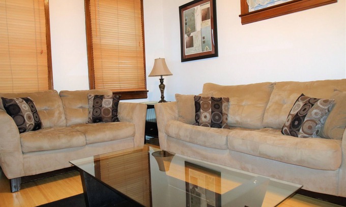 Raritan Apartment | Spacious 1br Apartment in Raritan- Fully Furnished!