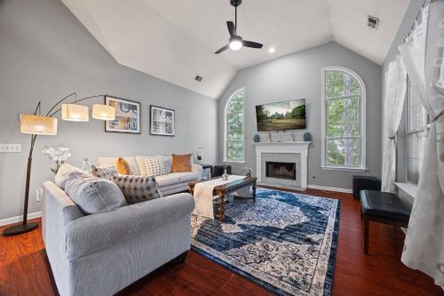 Alpharetta House | Spacious 1BR with Community Pool Alpharetta Home