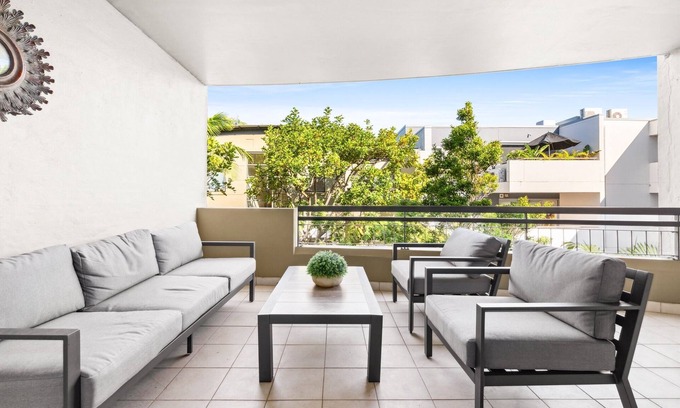 Avalon Beach Apartment | Spacious 2-Bed, 2-Bath Moments from Avalon Beach