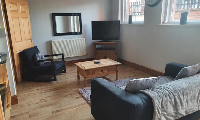 Barrow-in-Furness Apartment | Spacious 2 bed appartment next to BAE with spa bath