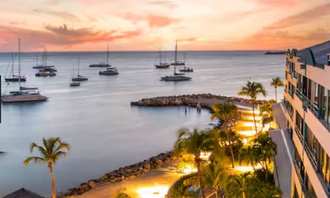 Little Bay Apartment | Spacious 2-bedroom ocean view hotel suite with kitchen, balcony in Philipsburg
