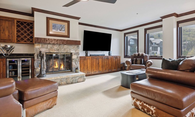 Beaver Creek Condo | Spacious 2BD + Den, Ski In OutnIn the Heart of Beaver Creek VillagenPool jacuzzi