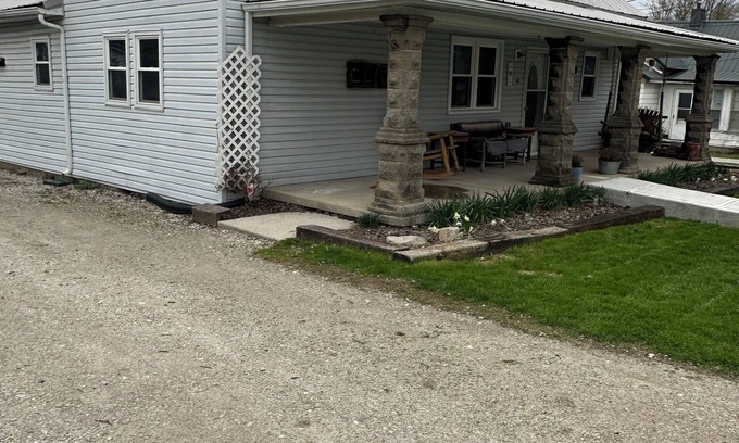Greencastle House | Spacious 3-bedroom house, quiet neighborhood. close to college campus and town