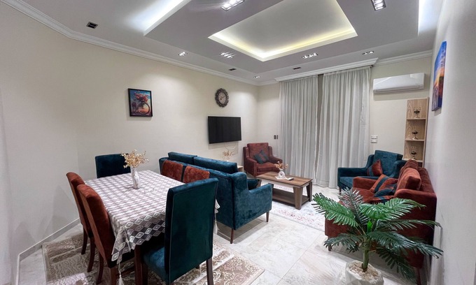 New Cairo Apartment | "Spacious 3-BR Apt Near AUC, SODIC & Key New Cairo Attractions"
