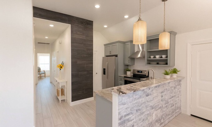 Southeast Houston House | Spacious 3bd 2bth Near Airport/Medical center/downtown!