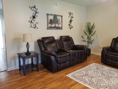 Cookeville House | Spacious 3BR 2BA, 11 Min to Cummins Falls Park