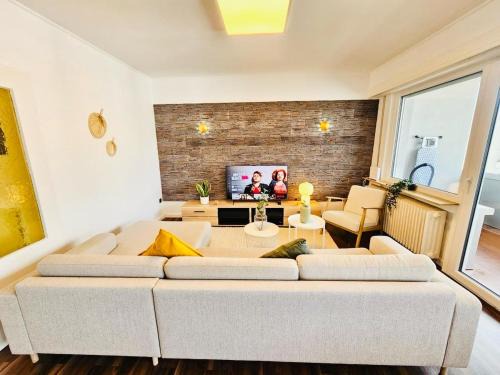 Bereldange Apartment | Spacious 3BR with a warm terrace