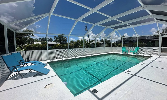 Port Charlotte - Charlotte Harbor House | Spacious 4-bedroom house with heated pool, family & pets welcomed!